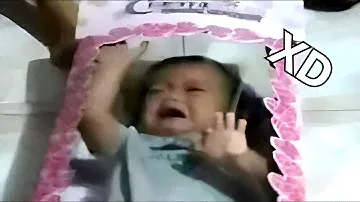 si te pierdes 3 veces  , ríes (perdón la dislexia xd)