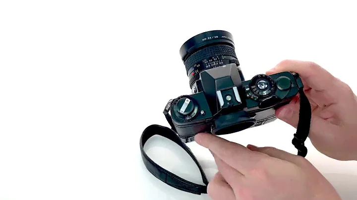 Minolta XD-7 mit Auto Winder D, MD 24mm 1:2,8 , Gegenlichtblende und UV-Filter