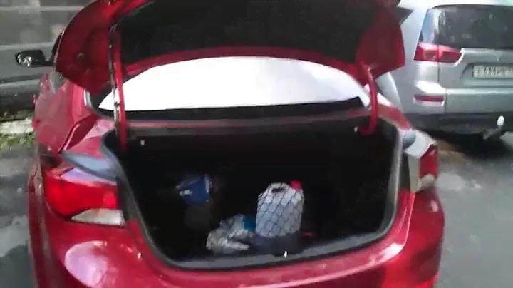 Elantra пружинки для открывания багажника
