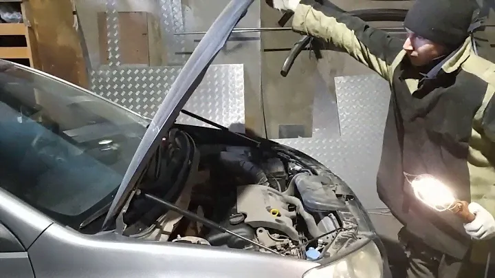 Газовый упор капота Hyundai Elantra HD.(J4).