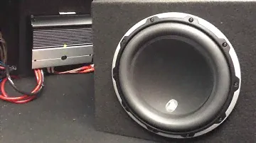Sound-Serious: JL AUDIO 10W6v2 + XD600/1
