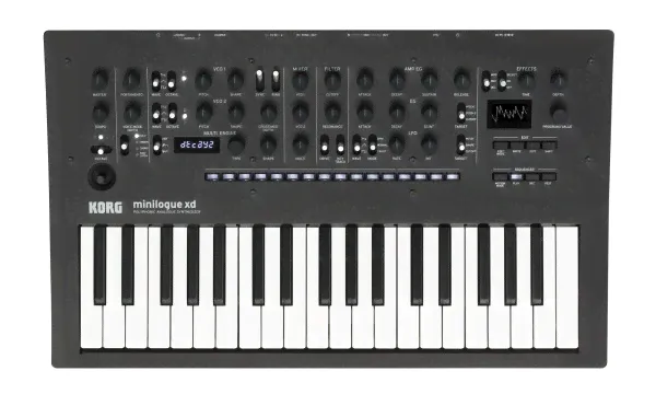 Гибридный синтезатор Korg Minilogue XD
