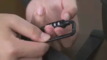 How to reset your Bobby Bizz lock